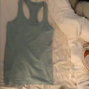 Lululemon tank top